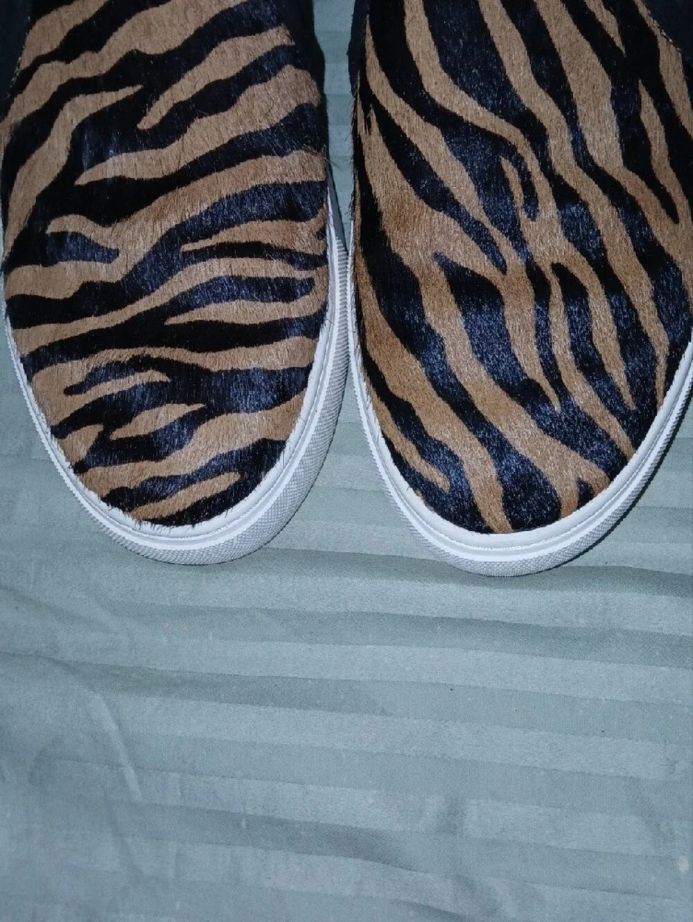 Womens UGG Cahlvan Tiger Print Calf Hair Slipon White Platform Sole Shoes Sz: 8